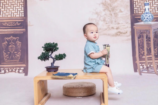 桂阳宝宝几个月笑出声